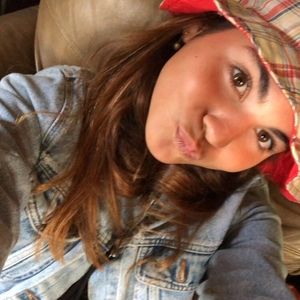 Meet your Posher, Sofia